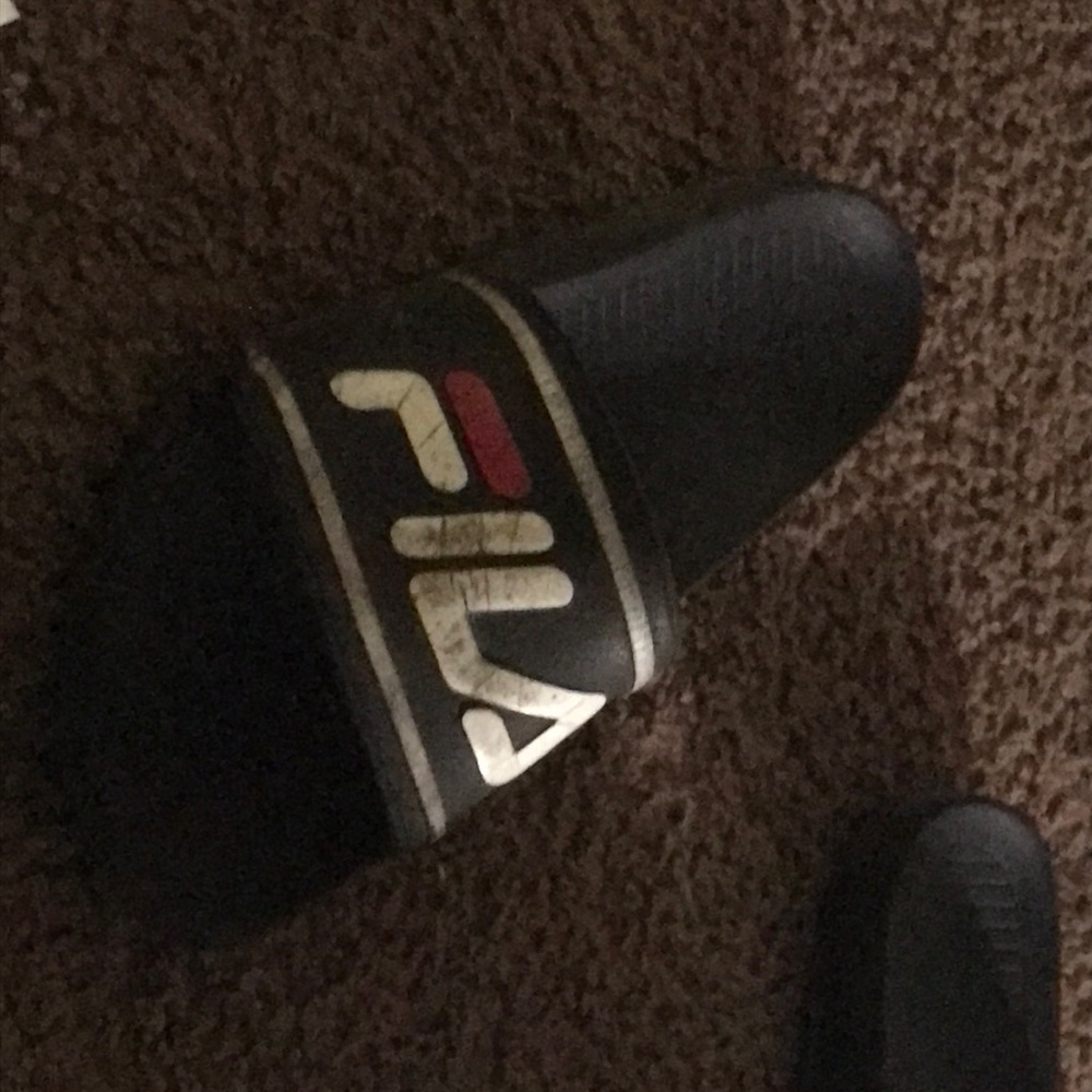 Dial sandals